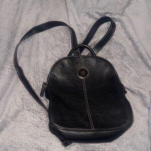 Dooney and Burke black backbag